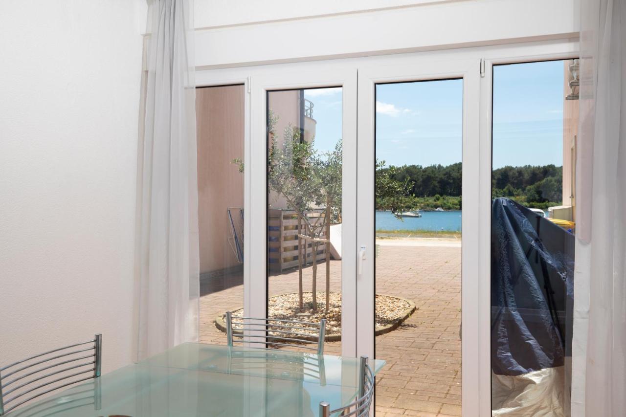 Medulin Burle Sea View Apartment Dış mekan fotoğraf