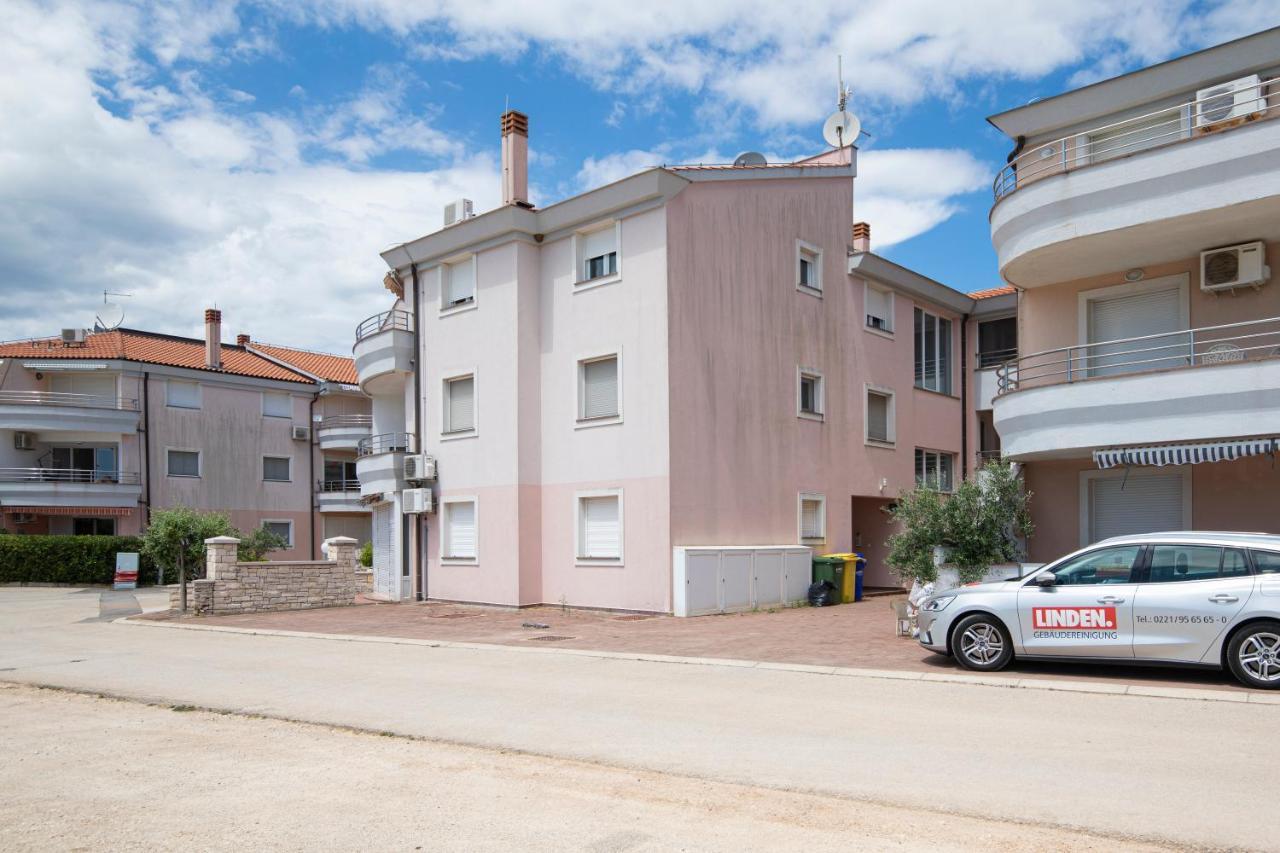 Medulin Burle Sea View Apartment Dış mekan fotoğraf